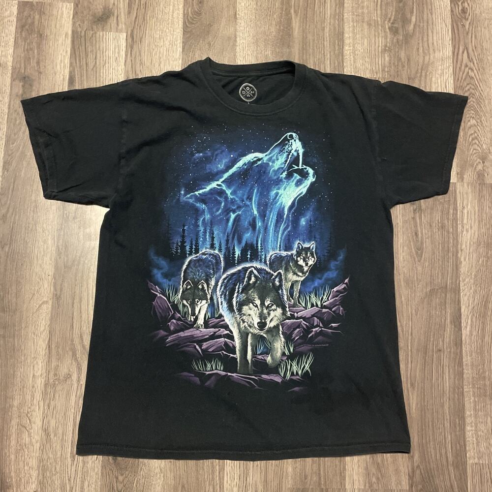 DOM Northern Lights Wolf Pack T Shirt Large L Black Cosmic Howling Wolves